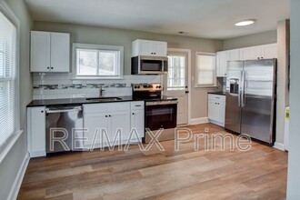 13 Beverly St in Hampton, VA - Building Photo - Building Photo