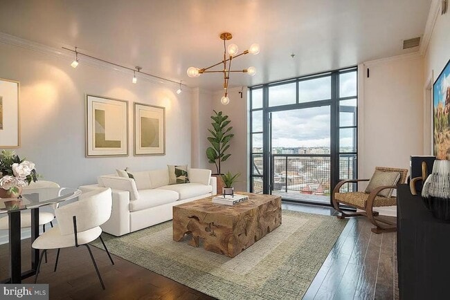 property at 437 New York Ave NW