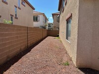 10614 Lessona St, Unit 08-205 in Las Vegas, NV - Foto de edificio - Building Photo