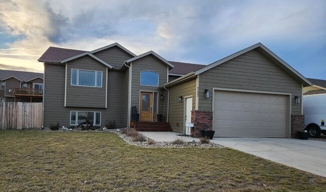 property at 737 Copperfield Dr