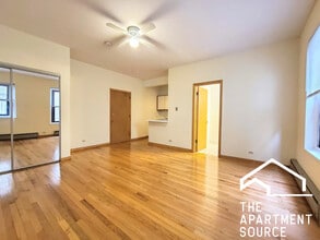 634 W Barry Ave, Unit 105 in Chicago, IL - Foto de edificio - Building Photo