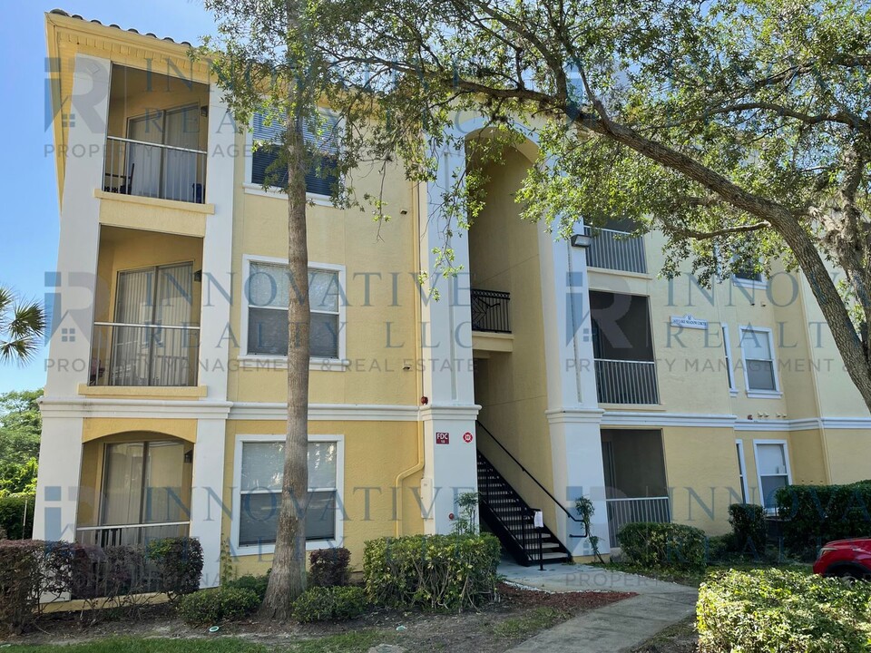 1400 Lake Shadow Cir in Maitland, FL - Building Photo