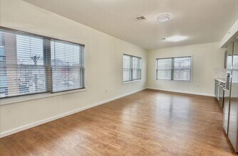 143 Zabriskie St in Jersey City, NJ - Building Photo - Building Photo