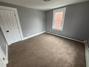 2 Monteleone Pl, Unit 1 in Pittsfield, MA - Building Photo - Building Photo