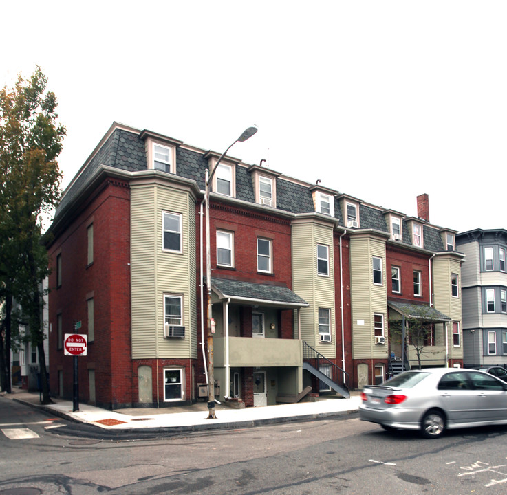 48-50 Bishop Richard Allen Dr in Cambridge, MA - Building Photo