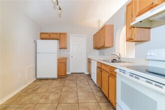 3616 Danbury Terrace in North Port, FL - Building Photo - Building Photo