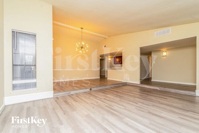 9317 Pollard St in Rowlett, TX - Building Photo - Building Photo