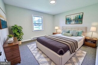 13929 Green Mountain Dr in Maugansville, MD - Building Photo - Building Photo