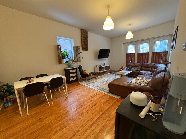22 Church St, Unit 2 in Boston, MA - Building Photo - Building Photo