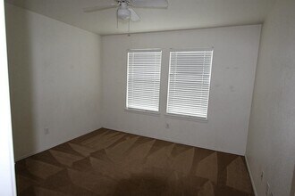 5015 Fox Mill Ln in Spring, TX - Building Photo - Building Photo