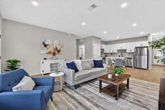 Oak Harbor Village in Bolivia, NC - Foto de edificio - Building Photo