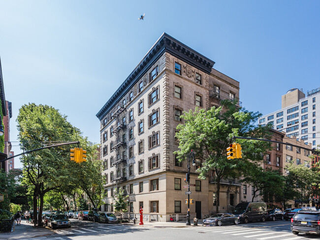 78 Irving Pl in New York, NY - Building Photo - Building Photo