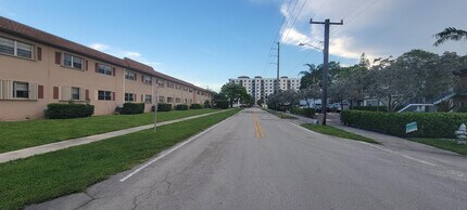 600 SW 2nd Ave in Boca Raton, FL - Building Photo - Building Photo