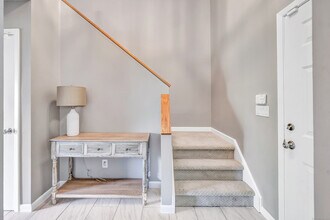 93 Ferry Ct in Stratford, CT - Building Photo - Building Photo