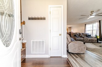 174 Falling Leaf Dr in Raeford, NC - Building Photo - Building Photo