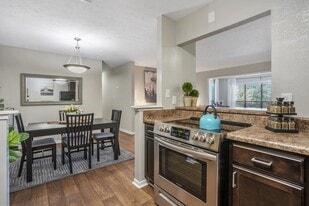 Windsor Peachtree Corners in Peachtree Corners, GA - Building Photo