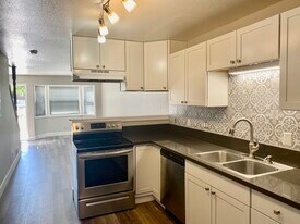 922 Plumas St, Unit 3 in Reno, NV - Building Photo