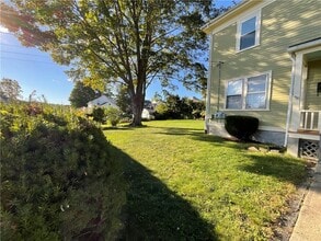 18 Harmony St in West Warwick, RI - Building Photo - Building Photo