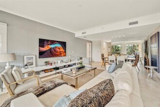 19227 Fisher Island Dr in Miami Beach, FL - Building Photo - Building Photo