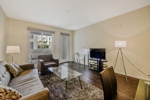 10635 Calle Mar De Mariposa in San Diego, CA - Building Photo