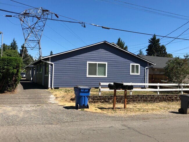 3203 Watson Ave in Vancouver, WA - Building Photo - Building Photo