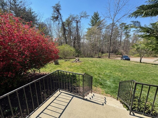 331 Gashes Creek Rd in Asheville, NC - Building Photo - Building Photo