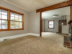 1629 Prescott St in Dubuque, IA - Building Photo - Building Photo