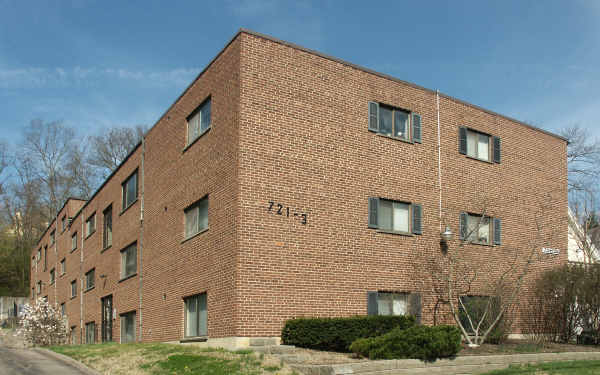 Delta Bend Apartments in Cincinnati, OH - Building Photo - Building Photo