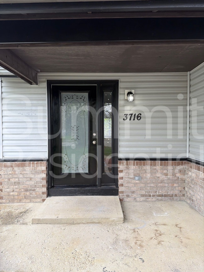 3716 Rock Maple Dr in Indianapolis, IN - Foto de edificio - Building Photo