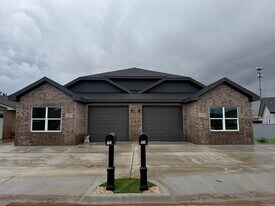 6524 21st St in Lubbock, TX - Building Photo