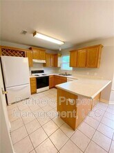 1633 S Tally Ho Dr in Fayetteville, AR - Building Photo - Building Photo