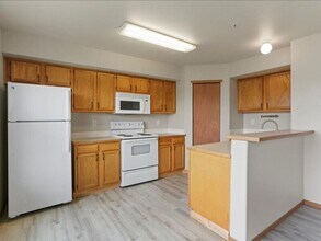 6305 Chapel Hill Blvd in Pasco, WA - Building Photo - Building Photo