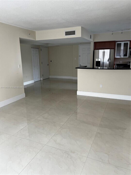 3232 SW 22nd Ter, Unit 201 in Miami, FL - Building Photo