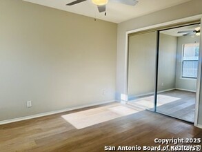 5322 Medical Dr in San Antonio, TX - Building Photo - Building Photo