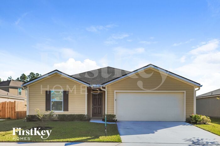 2361 Bonnie Lakes Dr in Green Cove Springs, FL - Building Photo
