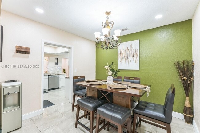 property at 5706 S Travelers Palm Ln