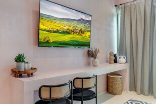 670 NE 67th St in Miami, FL - Building Photo