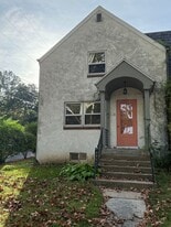 616 W Foster Ave in State College, PA - Building Photo