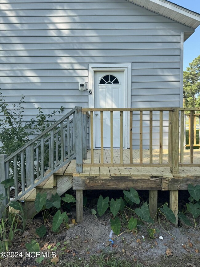 property at 94 Old Lanvale Rd NE
