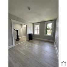 2800 W Cold Spring Ln in Baltimore, MD - Building Photo - Building Photo