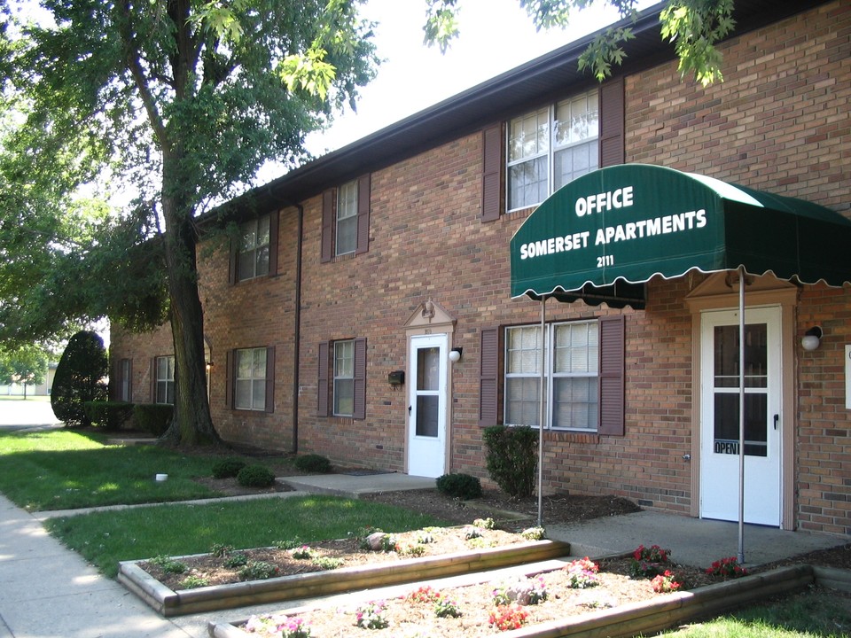 Somerset Apartments in Marion, IN - Building Photo