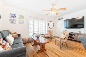 2120 N Valley St in Burbank, CA - Building Photo - Building Photo