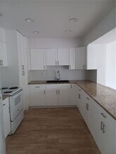 2330 Kingston Dr in Miramar, FL - Building Photo - Building Photo