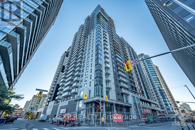 180-1180 George St