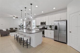 12112 Encore At Ovation Way in Winter Garden, FL - Building Photo - Building Photo