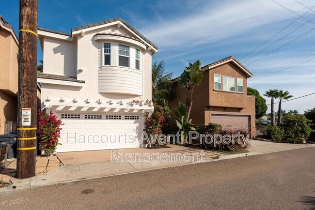 property at 409 N Cedros Ave