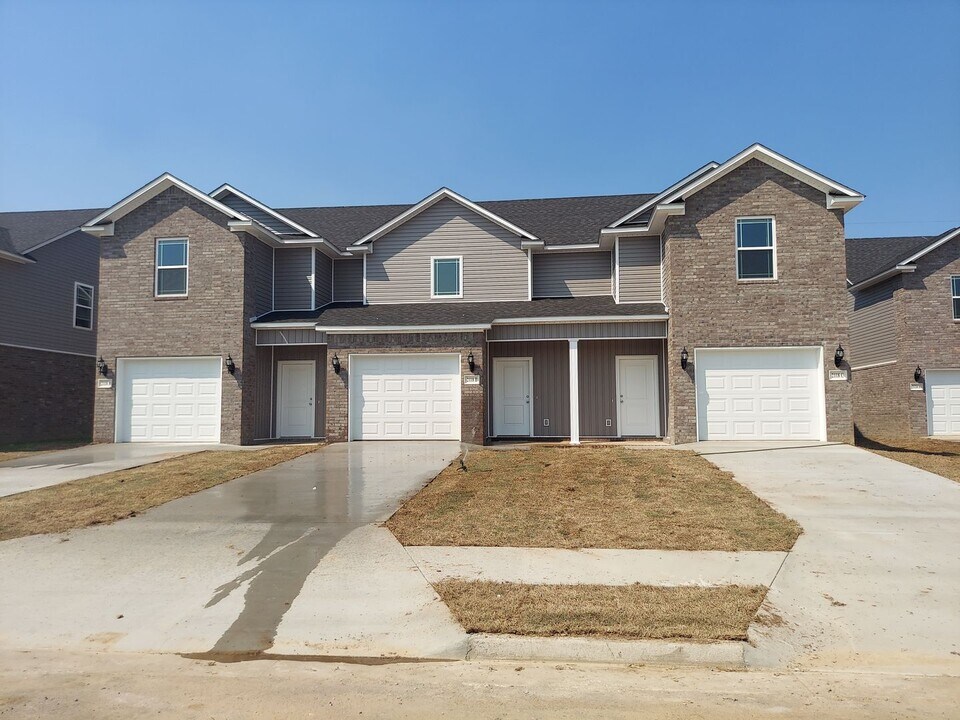 2118 Ingalls Ln in Alma, AR - Foto de edificio