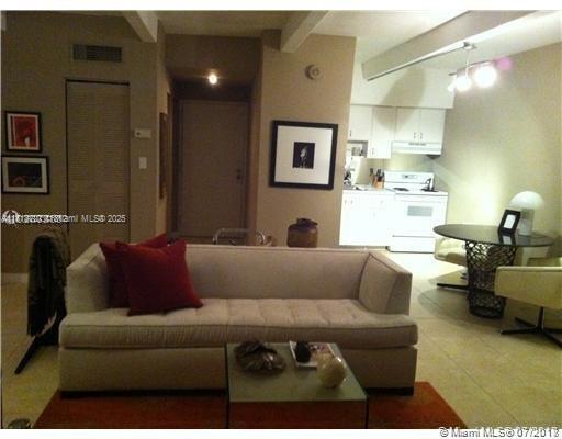 8950 NE 8th Ave in Miami, FL - Building Photo - Building Photo