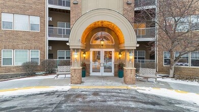 3800 85th Ave N, Unit 316 in Brooklyn Park, MN - Building Photo - Building Photo