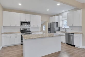 3101 S Clarkson St in Englewood, CO - Building Photo - Building Photo